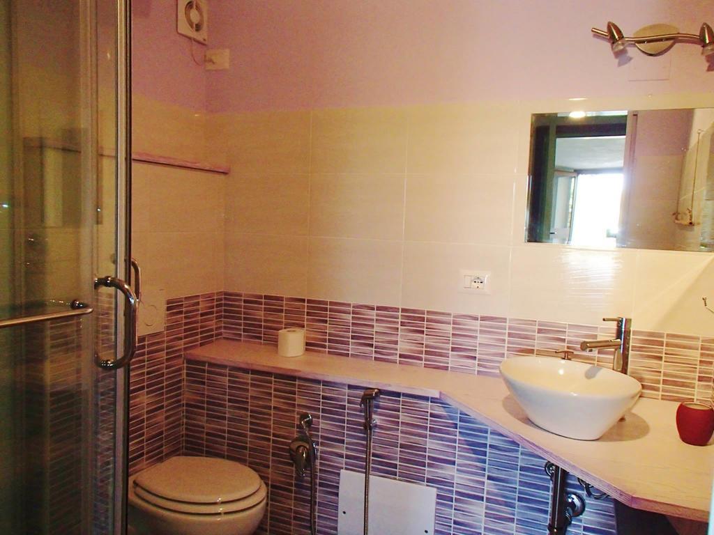 Eco Affittacamere Casa Maica Eco Guesthouse Stintino Rum bild