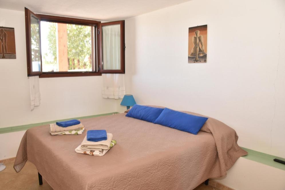 Eco Affittacamere Casa Maica Eco Guesthouse Stintino Exteriör bild